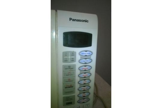 Panasonic NN A850W Microwave Oven Click here to bid. Panasonic NN A850W