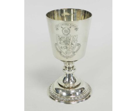 An engraved silver armorial goblet, P Ltd, Sheffield 1971, with engraved coat of arms, 16.5cm high, weight approx 10.1ozCondi