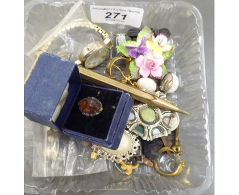 Items of personal ornament: to include a ceramic floral brooch       CS