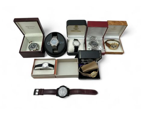 A selection of boxed gents wristwatches (8) with examples by Fossil, Accurist, Raymond Weil, Pulsar etc. Please see the buyer