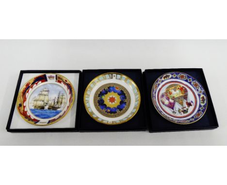 Three Royal Worcester porcelain trinket dishes to include 'Nelson Collection' Millennium Celebration' and 'Flights of Fancy',