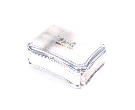 Leicestershire Regiment Interest, a Victorian silver table snuff box with re-entrant corners and reeded bands and thumb-piece