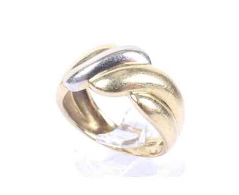 A vintage bi-colour fluted-scroll cross-over ring. Stamped '750', size about P, 5.7g
