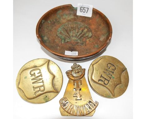 Early 20th Century French cast copper Shell Oil ashtray, the centre cast with a shell emblem, impressed to the back COCKHAUX 