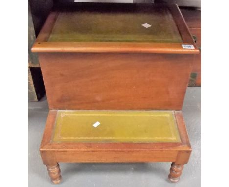 19th Century mahogany step commode with green leather gilt tooled hinge lid &amp; step, upon turned forelegs, width 45.5cm