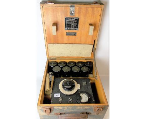 Military issue Universal wave meter model R.502 serial no. 492