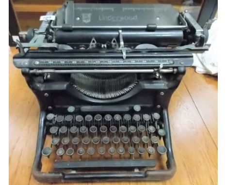 Underwood manual typewriter