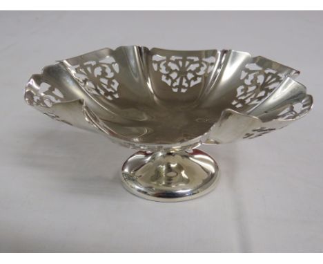 Pierced and crimped silver bon bon dish, marks for Sheffield, 1935, maker's stamp 1935 (height 6cm, diameter 14cm), 3.9ozt