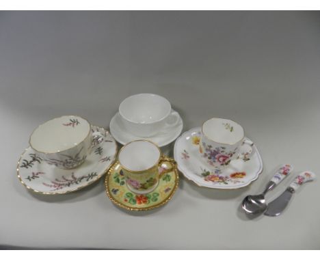 A quantity of decorative and collectable ceramics and tablewares including Coalport Green Batwing, Derby Posies, Royal Worces