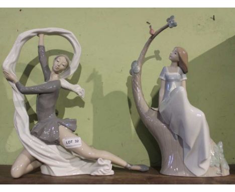 Two Nao porcelain figurines, the dancer 35cm high (2)
