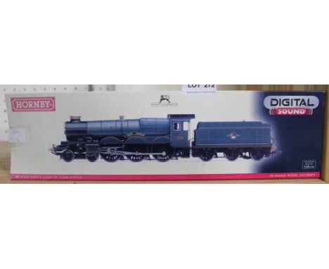 Hornby oo gauge "Clun Castle" 7029 Castle Class Late BR, engine and tender, with digital sound, boxed