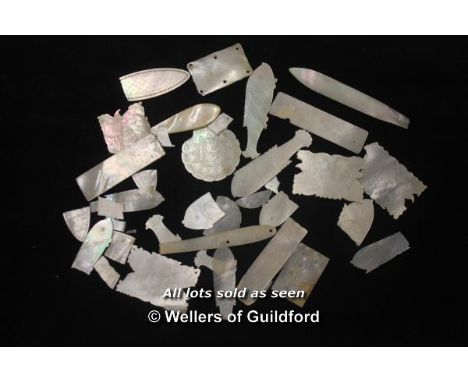*Antique mother of pearl damaged fragment gaming counters (Lot subject to VAT) (LQD98)