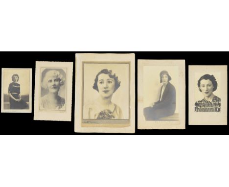 Dorothy Wilding photographs - five black and white glamour portrait photographs, largest 10" x 12" - ** Dorothy Frances Edith