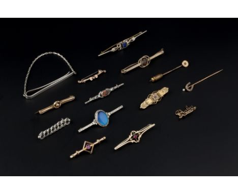 A COLLECTION OF BROOCHES AND STICK PINS, to include a 9ct gold and gem set bar brooch, two further gem set bar brooches, each