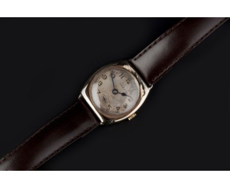 A GENTLEMAN'S WRISTWATCH BY ROLEX, the circular silvered dial with Arabic numerals, outer minute scale, subsidiary seconds di