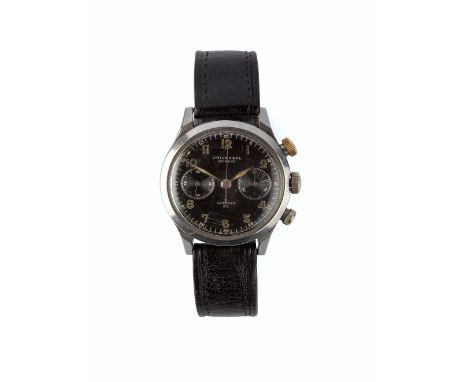 A GENTLEMAN'S STAINLESS STEEL CHRONOGRAPH WRISTWATCH, SIGNED UNIVERSAL, GENÈVE, COMPUR 30, circa 1940-41, the circular black 