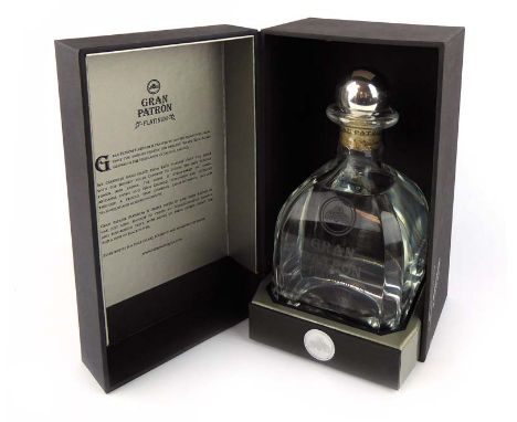 A bottle of Gran Patron Platinum Silver Tequila 100% Agave Bottle No 29961 PSM with gift box 70cl 40% 