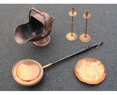 LARGE ORNATE VICTORIAN COPPER AND BRASS 'HELMET' COAL SCUTTLE WITH WOODEN HANDLES, A HANDCRAFTED COPPER BOWL WITH REPOUSSE FL