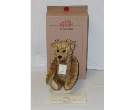 A Steiff "British Collector's 2002 Teddy Bear", limited edition 819 of 4000, having a honey-golden mohair covered body, a wor