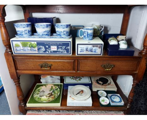 A set of four Spode “Blue Italian” mugs; a ditto set of three herb pots with tray; &amp; various other items of decorative ch