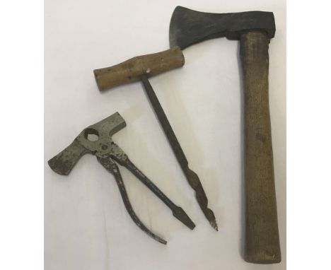 A small quantity of vintage tools. Comprising; old hand axe, small axe multi tool and large gimlet. 