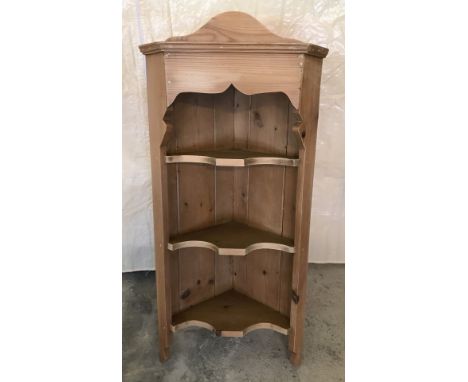 A vintage pine corner wall hanging  3 tier shelf.  Approx. 98cm tall.