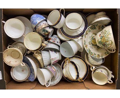 A mixed collection of Masons, coalport and oriental tea cups, saucers and tea bowls etc (1 tray) 
