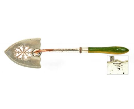 A SHEFFIELD PLATE BUTTER SPADE WITH GREEN STAINED IVORY HANDLE, C1785  19cm. marked SILVER EDGESCrosskey fig 156.++A very att