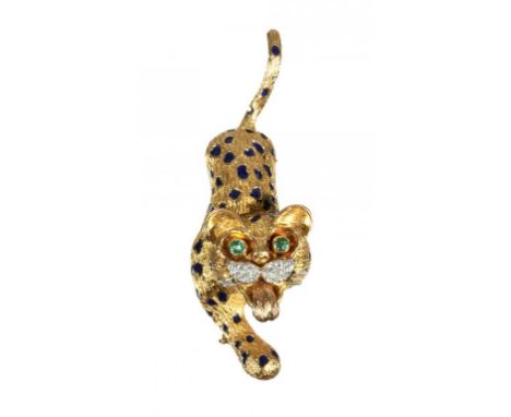 KUTCHINSKY.  AN EMERALD, DIAMOND AND 18CT GOLD TWO COLOUR GOLD AND ENAMEL 'BIG CAT' CLIP  29 X 77mm, signed Kutchinsky, Londo