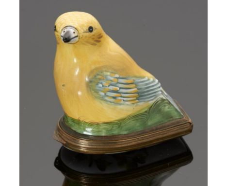 A SOUTH STAFFORDSHIRE ENAMEL CANARY BONBONNIERE, C1770 the lid painted with a bird sitting on a nest, 5cm h ++Some profession