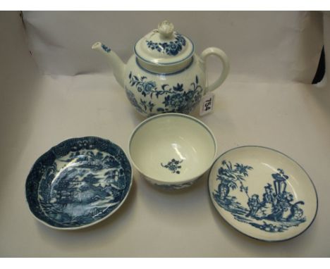 WORCESTER FIRST PERIOD TEAPOT AND COVER, (s.d.) and tea bowl, together with a saucer and a Caughley saucer (4) 