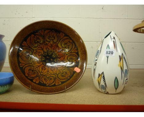 A 1950'S BESWICK VASE, No.1389 (hairline) and an Agean Poole bowl (2)