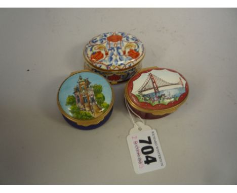 TWO HALCYON DAYS ENAMEL BOXES, 'San Francisco Victorian' and 'Golden Gate Bridge' and a ceramic trinket box (3) (s.d.)