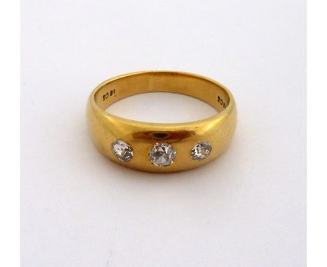 AN 18CT GOLD DIAMOND GYPSY RING, the three old cut diamonds within domed shape shank, estimated total diamond weight 0.50cts,