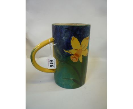 A WEMYSS DAFFODIL DESIGN TANKARD, painted mark 215, height 17.5cm