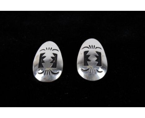 For your consideration is this hand stamped set of Navajo Native American Tommy &amp; Rose Singer sterling silver earrings. S