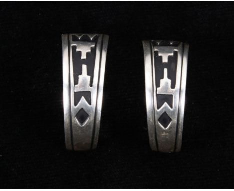 For your consideration is this hand stamped set of Navajo Native American Tommy &amp; Rose Singer sterling silver earrings. S