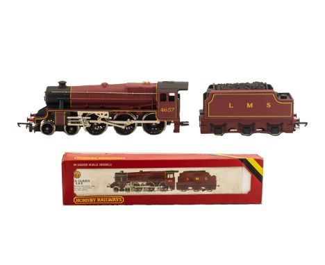 Hornby Railways OO Gauge Scale Diecast Model Locomotive and Tender R842 - L.M.S Class 5 4-6-0 Locomotive 4657, with Original 