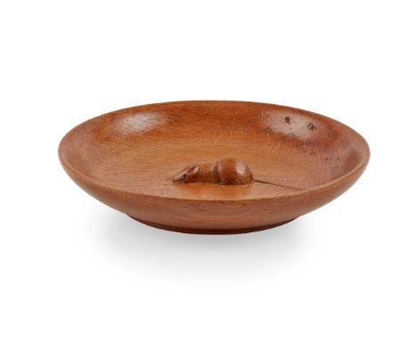 ROBERT 'MOUSEMAN' THOMPSON (1876-1955) SMALL DISH, CIRCA 1980 oak, with carved mouse signature to the centre(16.5cm diameter)