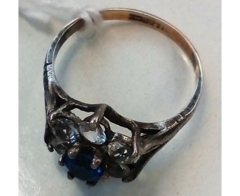 9ct cluster dress ring