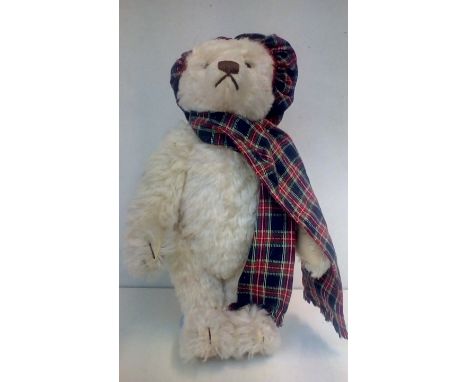 Steiff teddy bear with growler - Winter bear