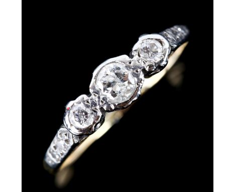 A mid-20th century 18ct gold 3-stone diamond ring, set with round brilliant-cut diamonds, total diamond content approx 0.2ct,