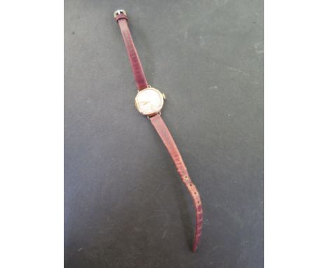 A 9ct yellow gold ladies J W Benson manual wind wristwatch - Width 22mm including button - working in the saleroom, some spot