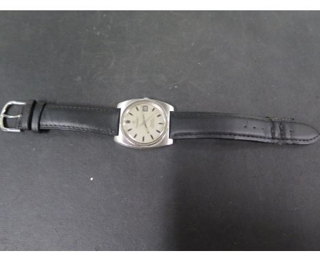 A Vintage Omega Constellation Automatic Stainless Steel Chronometer Gents Wristwatch, clean, working in saleroom, some spotti