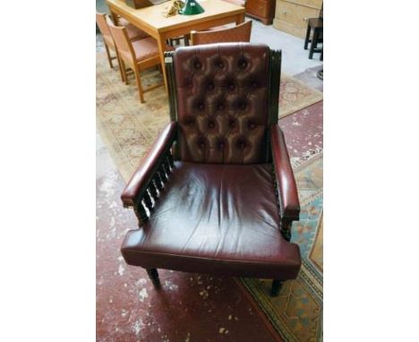 Fine Edwardian leather button back gentleman's library armchair
