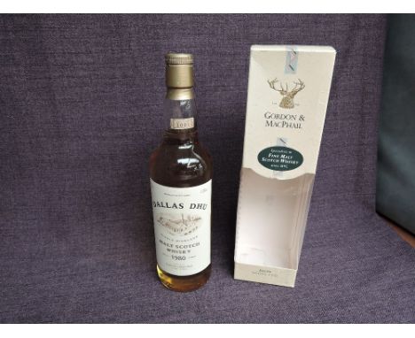 A bottle of Gordon &amp; Machail Dallas Dhu Single Malt Scotch Whisky, distilled 1980, bottled 2001, 40% proof, 70cl in card 