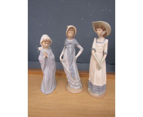 3 Nao figurines&nbsp;