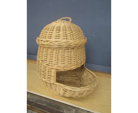 Wicker Potato hopper&nbsp;
