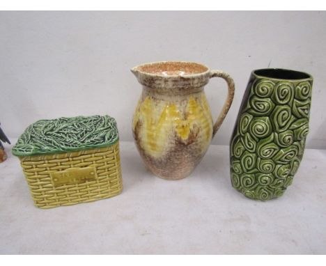 2 Sylvac vases and tea bag caddy