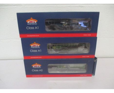 Three boxed Bachmann OO gauge steam locomotives with tenders including the Class A2 "A.H.Peppercorn" LNER (Apple Green - 525)